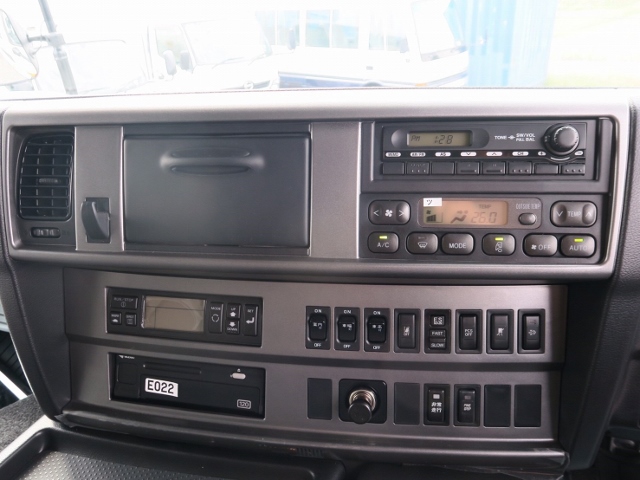 H28　日野　グランドプロフィア　冷凍バン　リアエアサス　新車　矢野特殊ボデー