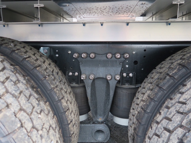 H28　日野　グランドプロフィア　冷凍バン　リアエアサス　新車