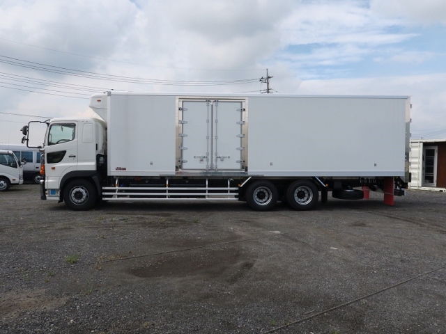 H28　日野　グランドプロフィア　冷凍バン　リアエアサス　新車