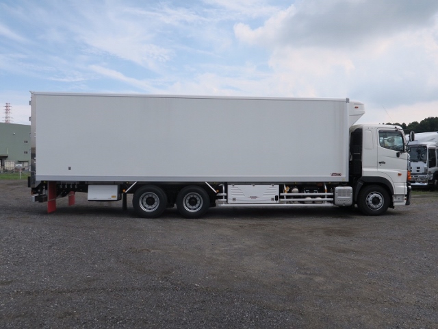 H28　日野　グランドプロフィア　冷凍バン　リアエアサス　新車