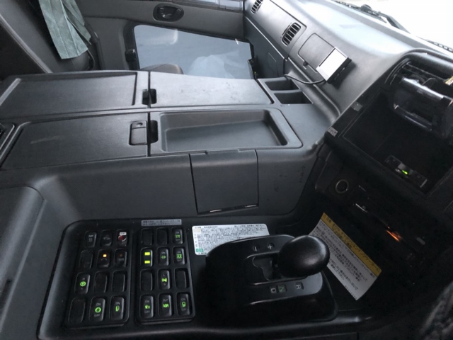 【199】三菱ふそうスーパーグレート　中低床　アルミウイング　ハイルーフ