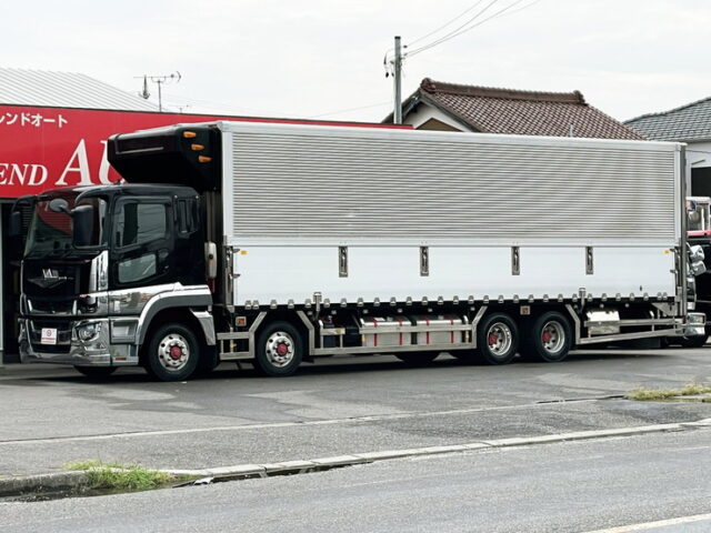 三菱ふそう　１７スーパーグレート　冷凍ウィング　造りボデー　架装多数　90アオリ