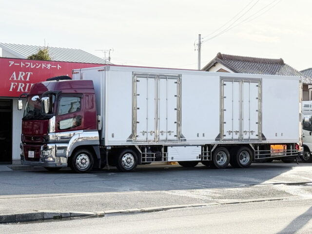 17スーパーグレート：ハイルーフ：冷凍バン：左観音扉2枚：サブエンジン：2エバ