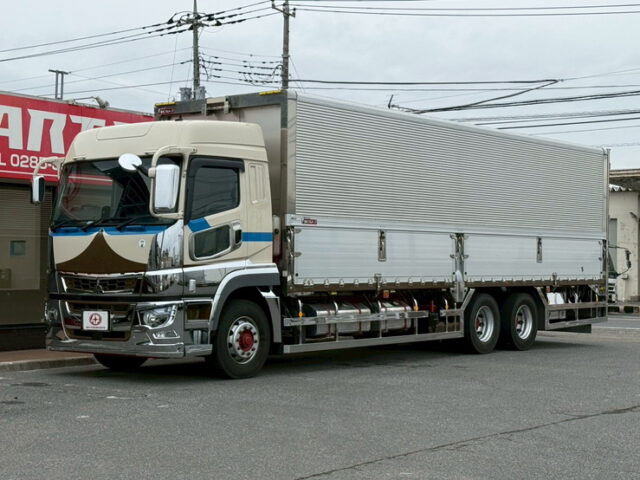 17スーパーグレート:ハイルーフ:ウィング:メッキ多数:前後門口ステンレス