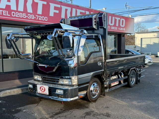 【現状】いすゞ:エルフ:平ボデー:架装多数:マニ割り:5トン未満:2駆/4駆切換付き