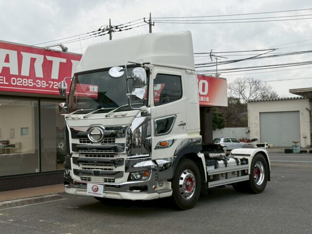 日野：17プロフィア：ハイルーフ：トレーラーヘッド：第5輪荷重11.500㎏：車検7月迄