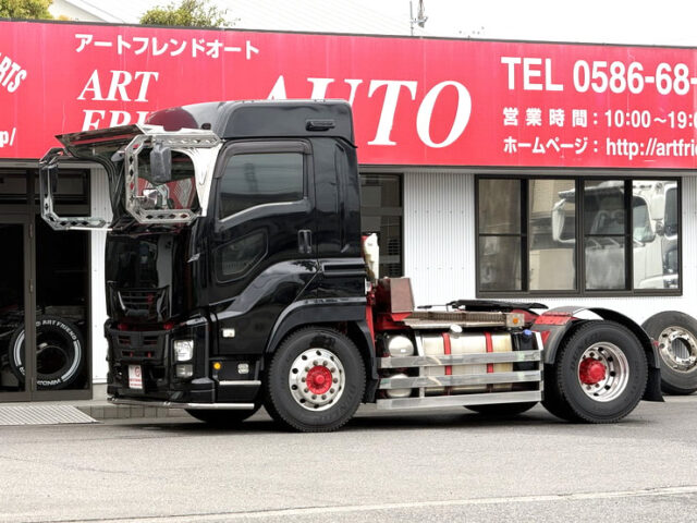 いすゞ：ギガ：ハイルーフ：トレーラーヘッド：フロントバイザー：第5輪荷重11.100㎏