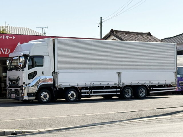 いすゞ：ギガ：ハイルーフ：ウィング：アルミホイール：リア門口ステンレス：低走行