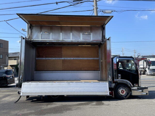 いすゞ　エルフ　ウィング　架装多数　波板ステンレス　造りボディ　ワイド