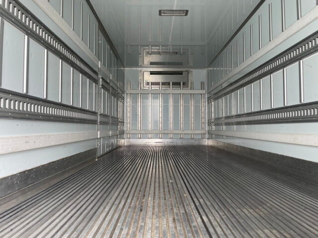 日野　17レンジャー　冷凍バン　格納パワーゲート　240馬力　キーストン　６MT