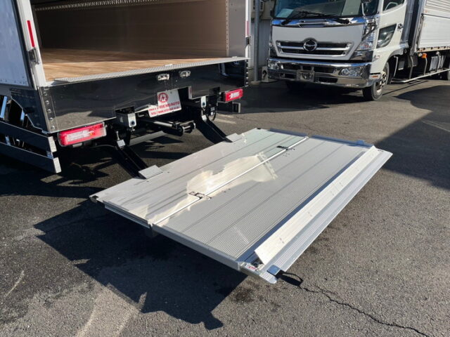 【1511】R5　17スーパーグレート　ハイルーフ　ウィング　格納ゲート付　未使用　AF-Jcraft架装　