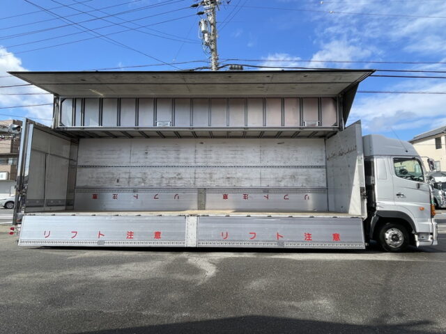 日野　プロフィア　ハイルーフ　ウィング　総輪エアサス　プロシフト　リア門口ステンレス　380馬力