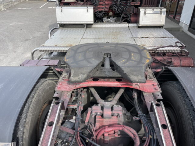 日野　プロフィア　ハイルーフ　トレーラーヘッド　架装多数　第5輪荷重8.900㎏　メッキホイール