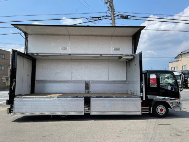 【895】H13　フォワード　冷凍ウィング　6200ワイド　リーフサス　生エンジン　6速