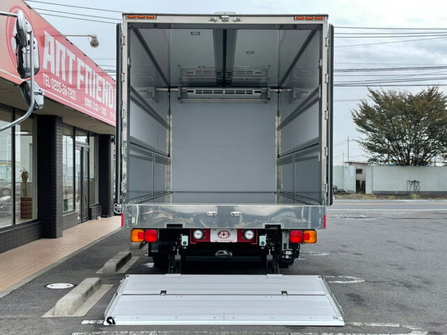 【955】R3　17レンジャー　冷凍ウィング　ワイド　造りボディ　格納ゲート　エアサス　ステンレス床