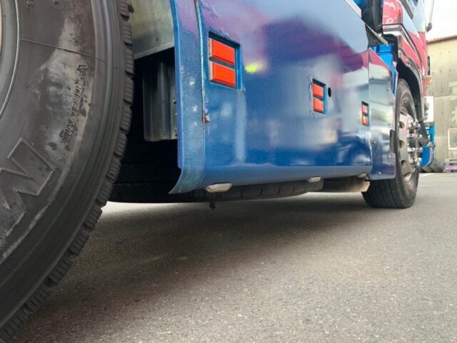 【1013】H27　ギガ　ハイルーフ　トレーラーヘッド　7速MT　11.5トン　車検付