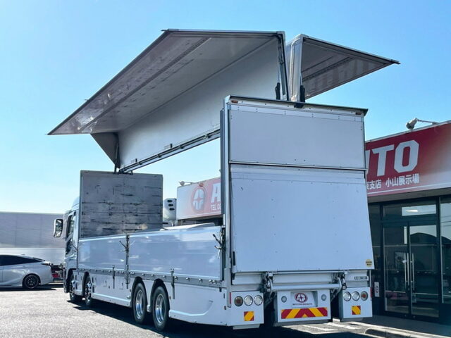 【1029】H27　スーパーグレート　ハイルーフ　7速MT　総輪エアサス　跳上ゲート　委託販売