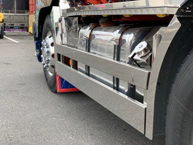 【1022】H27　プロフィア　トレーラーヘッド　ハイルーフ　架装多数　第5輪荷重11,000㎏