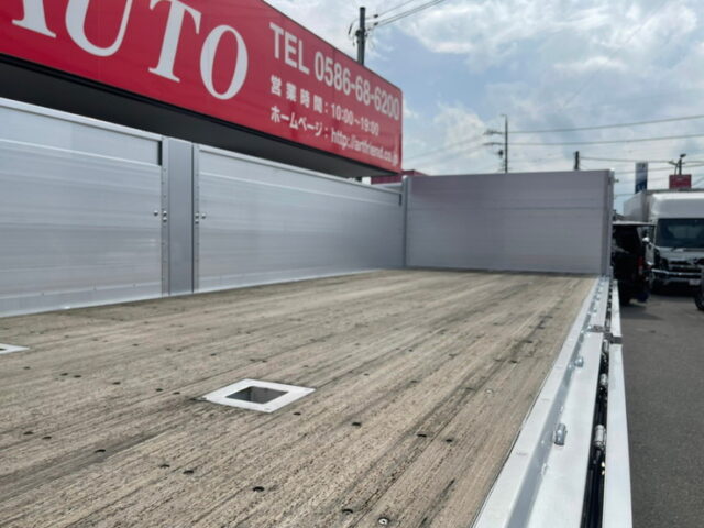 【1172】R4　ファイター　増トン　平ボデーアルミB　7200㎏積載　未使用　保証付