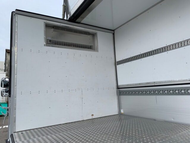 【1271】R2　フォワード　冷凍ウィング　6200ワイド　エアサス　低温設定　アルミシマ床
