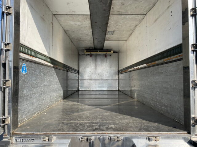 【1387】H15 320フォワード 冷凍ウィング 6500ボデー セミワイド キャデラックバンパー マニ割り