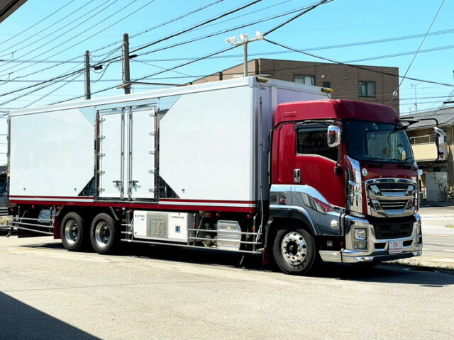 【1426】H28　ギガ　ハイルーフ　冷凍バン　ジョロダー4列　キーストン　サブエンジン　両サイド観音1Mオフセット