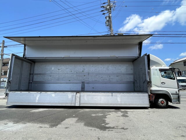 三菱ふそう　スーパーグレート　アルミウィング　７MT　リアエアサス　木床　380馬力