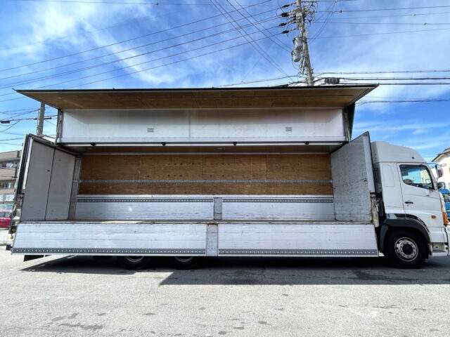 日野　プロフィア　ハイルーフ　ウィング　リア門口ステンレス　木床　内高247㎝