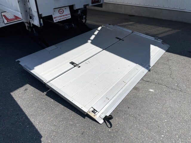 17スーパーグレート　ハイルーフ　ウィング　アルミホイール　格納ゲート　木床