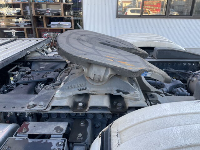 日野　17プロフィア　ハイルーフ　トレーラーヘッド　E13Cエンジン　450馬力