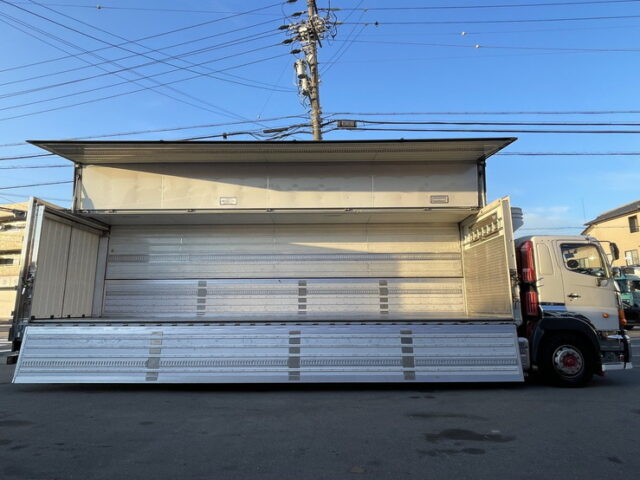 日野　プロフィア　冷凍ウィング　10輪　ジョロ4キーストン　7速　380馬力