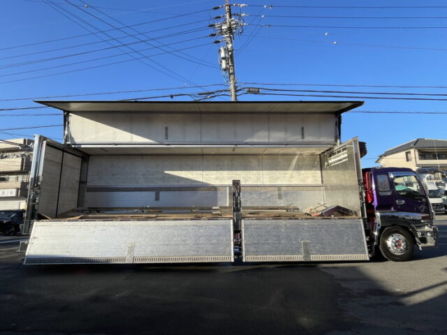 いすゞ：ギガ：冷凍ウィング：造りボディ：ステンレス多数：エアサス：1M10アオリ