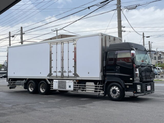 いすゞ　ギガ　ハイルーフ　冷凍バン　サブエンジン　両側観音扉　ステンレス多数