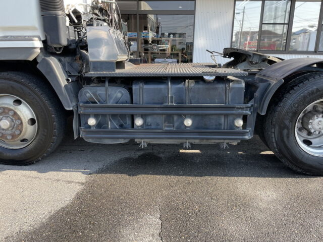 日野：テラヴィ：ハイルーフ：トレーラーヘッド：V8：ツインターボ：エアサス