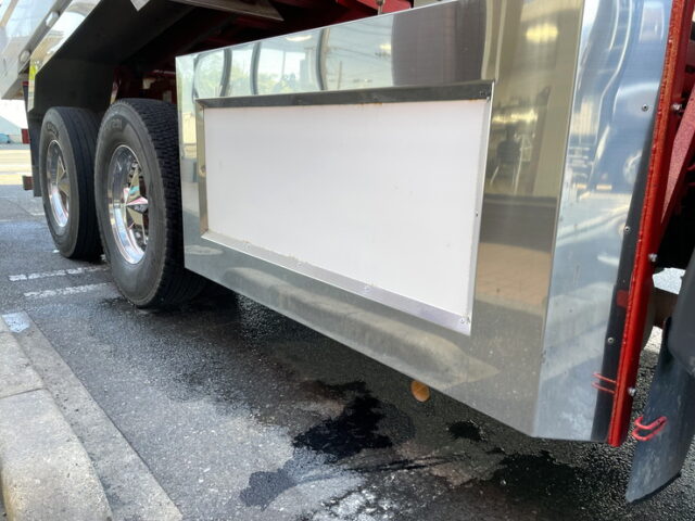 日野：17プロフィア：ダンプ：ハイルーフ：Ｌゲート：アルミホイール：メッキ多数
