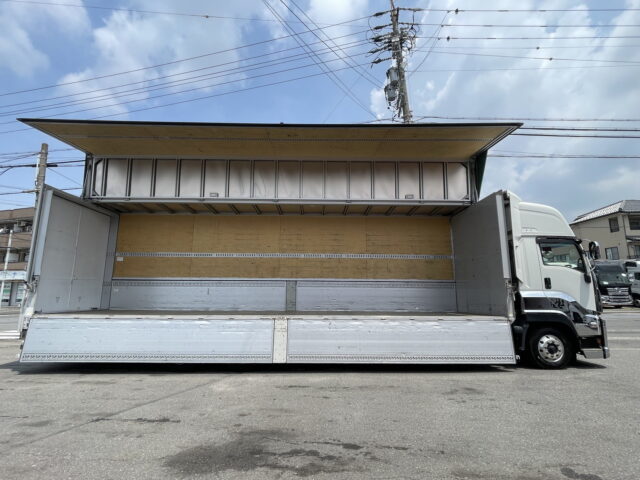 いすゞ：ギガ：ハイルーフ：ウィング：木床：格納パワーゲート：アルミホイール