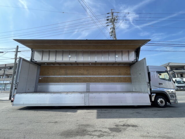 17スーパーグレート：ハイルーフ：ウィング：メッキ多数：アルミホイール