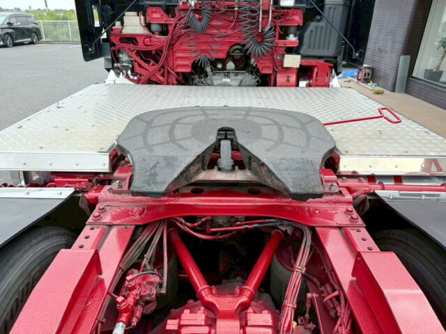 日野：プロフィア：ハイルーフ：トレーラーヘッド：総輪エアサス：架装多数