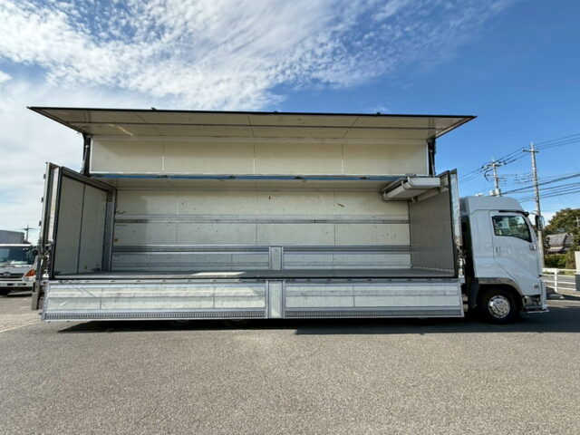 いすゞ：ギガ：冷凍ウィング：サブエンジン：ジョロ4キーストン：ステンレス多数