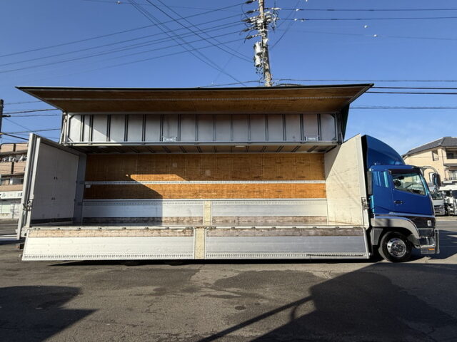 スーパーグレート：ウィング：メッキ多数：アルミホイール：ステンレス床：7速MT