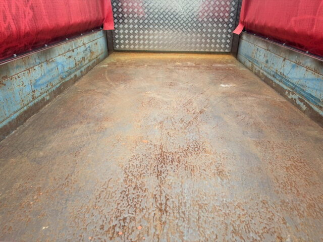 キャンター　標準幅　10尺長　ダンプ　デコトラベース　5トン未満　土砂禁