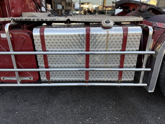 日野：テラヴィ：ハイルーフ：トレーラーヘッド：架装多数：ブタ鼻：後輪エアサス