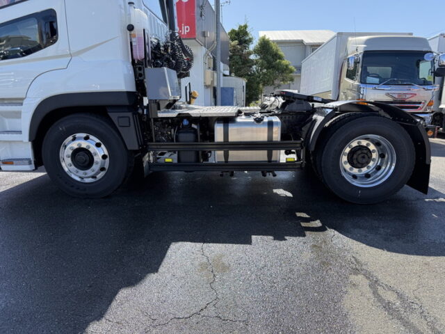 24スーパーグレート：スーパーハイルーフ：トレーラーヘッド：未使用：プレミアムライン