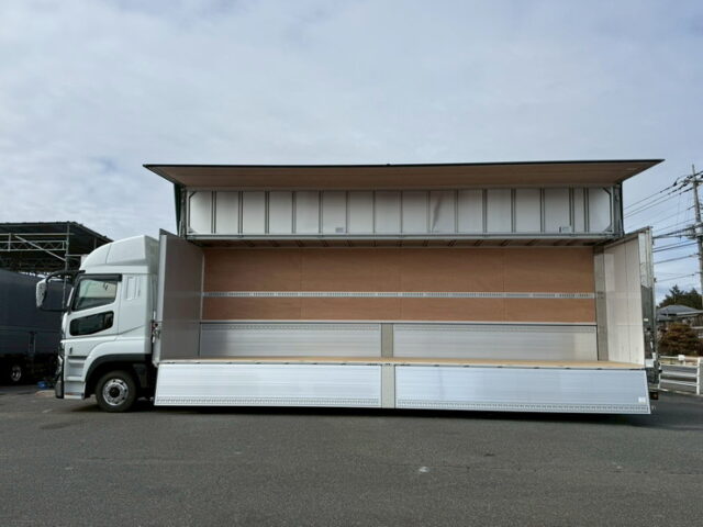 24スーパーグレート:スーパーハイルーフ:ウィング:アルミホイール:リア門口ステンレス