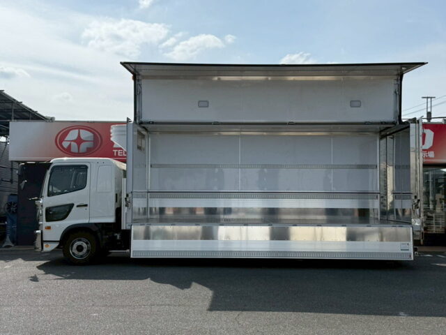 日野：17レンジャー：冷凍ウィング：未使用車：-30度設定：6速MT：240馬力