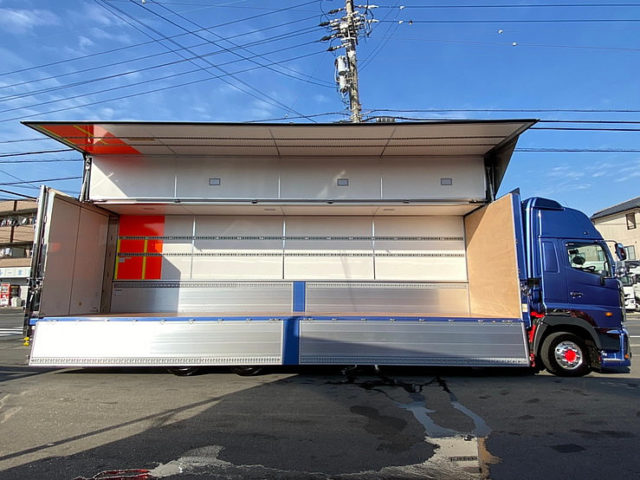 【751】日野　17プロフィア　ウィング　ステンレス多数　未使用