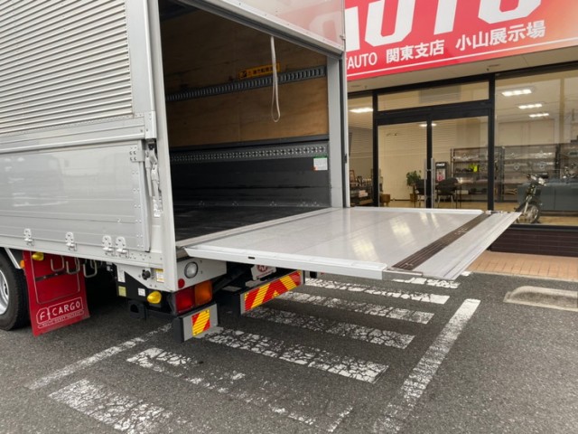 【520】いすゞ　フォワード　ウィング　エアサス　6200ワイド　跳上パワーゲート