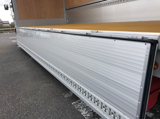 【285】日野　レンジャープロ　アルミウイング　ハイルーフ　リヤエアサス　未使用車