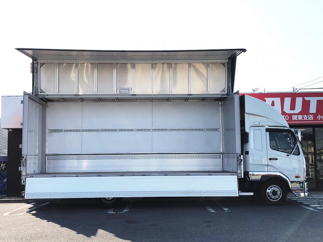 【373】ふそう　ファイター　ワイドウィング　エアサス