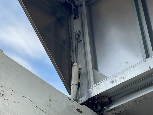 日野　プロフィア　1Mアオリ　ウィング　エアサス　ボディ取り可能